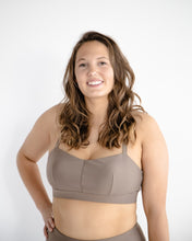 Load image into Gallery viewer, Effortless Top